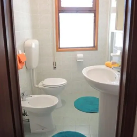Апартаменти Easy Flat Next To The Sea In Бібіоне